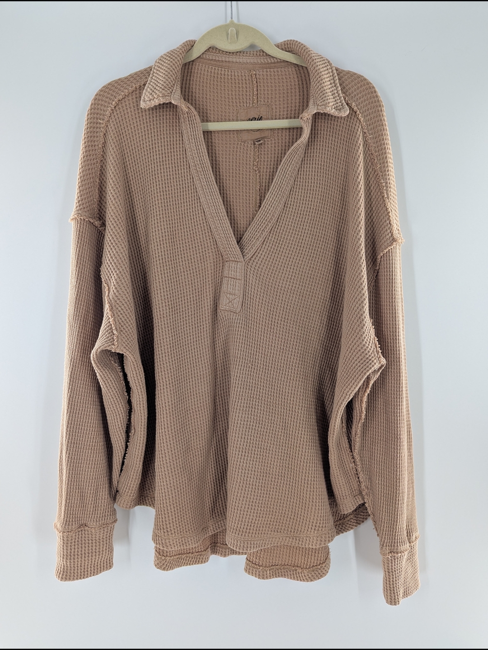 Aerie Waffle Knit Oversized Henley Sweater Tan Taupe Raw Hem Large Loungewear